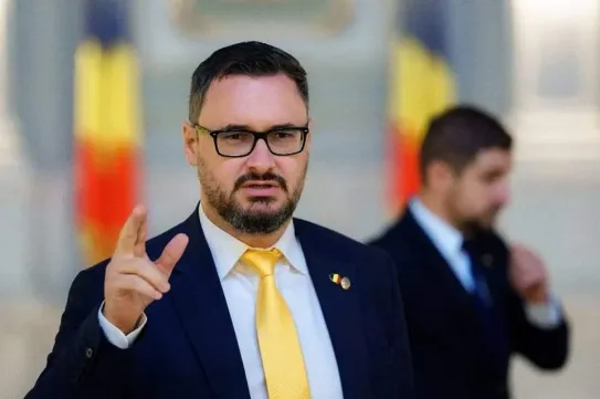 Büntetőeljárás indult Dan Tanasă ellen a külföldi futárokat támadó posztja miatt