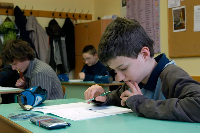 Péntekig lehet jelentkezni a középiskolai felvételi központi írásbeli vizsgájára
