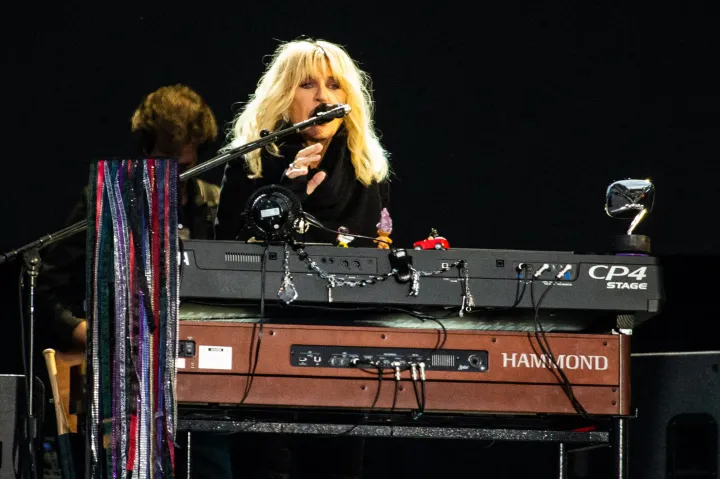 Telex: Christine McVie