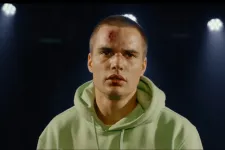Kisebb csoda, hogy ennyire jó film lett a Larry