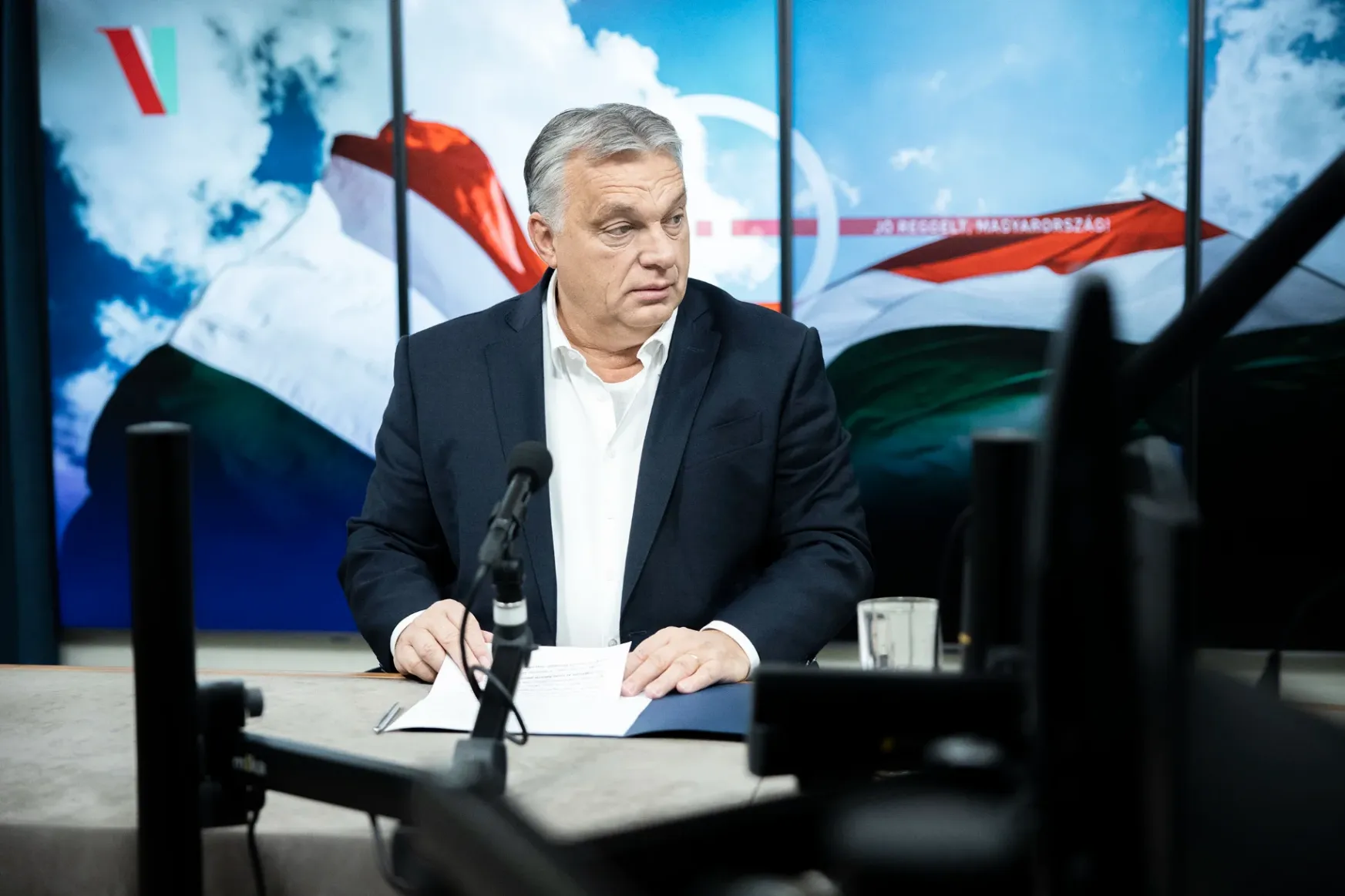 Orbán: Magyarország kénytelen-kelletlen, de belátja, hogy támogatni kell Ukrajnát