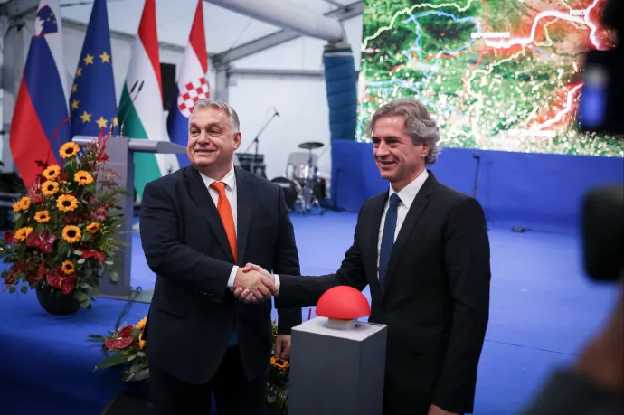 Repülőgéppel utazott Szlovéniába Orbán Viktor