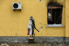 Vakolattal együtt lopták le a falról Banksy egyik ukrajnai alkotását