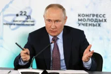 Oroszország akár teljesen megszüntetné az olajszállítást az árplafonnal érintett országokba