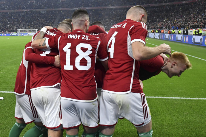 A tanárok gyorséttermi bért, a sportolók havi 1,6 milliós fizetést kapnak, a magyar edzők brit szinten keresnek