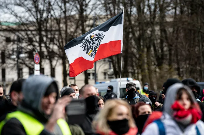 Terrorellenes razziát hajtottak végre egy szélsőjobboldali mozgalom ellen Németországban