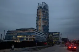 Megszünteti az otthoni munkavégzést a Mol