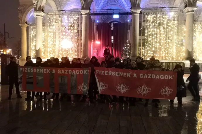 Matolcsy Ádám barátjának luxuséttermét blokkolták a Szikra aktivistái