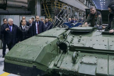 Hiába ígérte Putyin, hogy megvédi az orosz lakosságot a háború következményeitől, már a vállalkozásoknak is a hadiipart kell kiszolgálnia