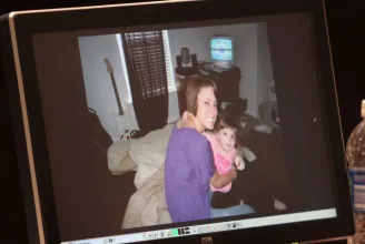 14 év után kamerába mondta saját verzióját a lánya rejtélyes haláláról Amerika leggyűlöltebb nője