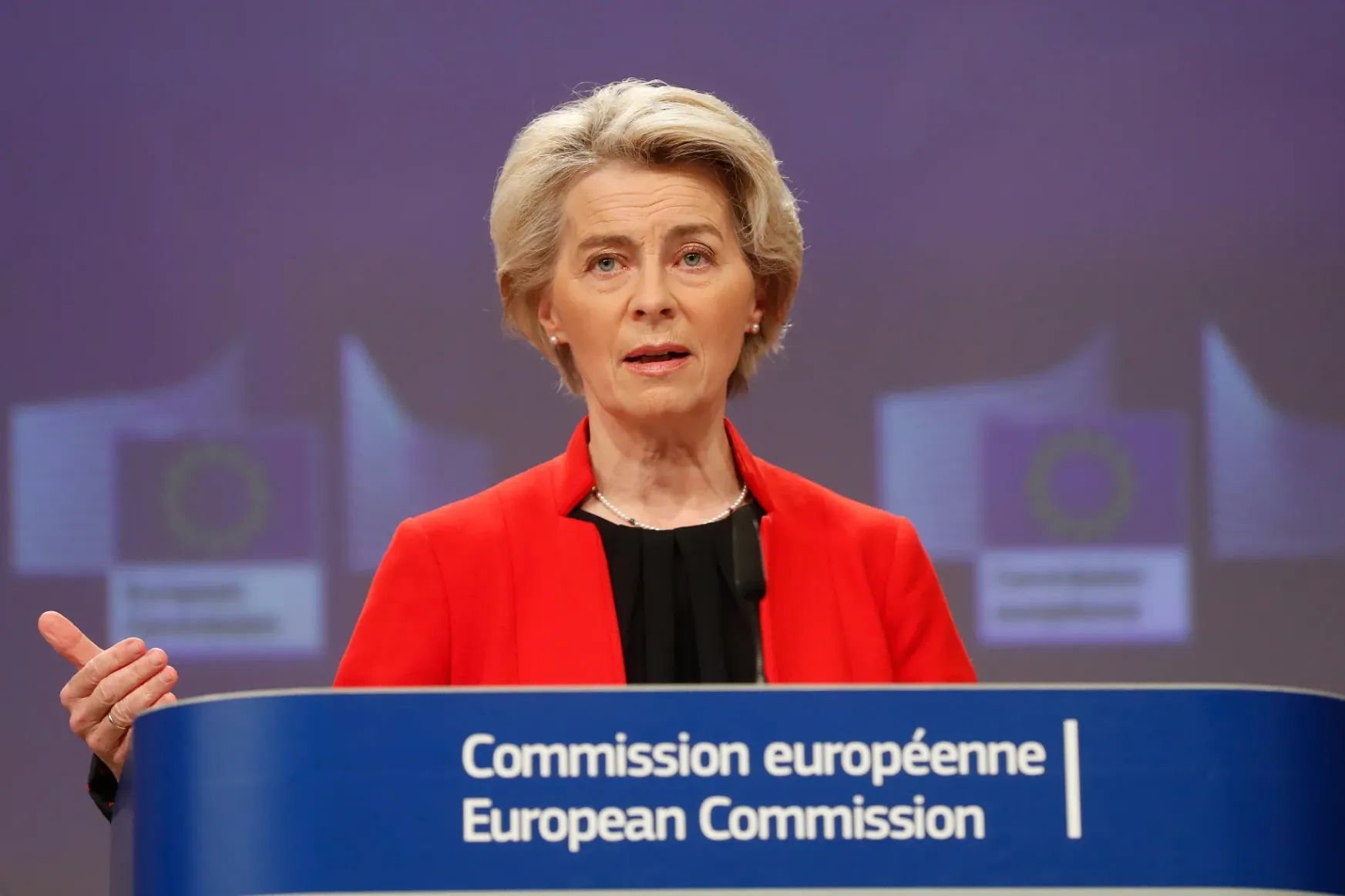 Von der Leyen: Rendkívül aggasztó az EU-s korrupciós botrány