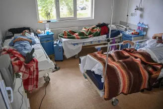 Telefonon is érdeklődhetnek ezután a betegek állapotáról a hozzátartozók