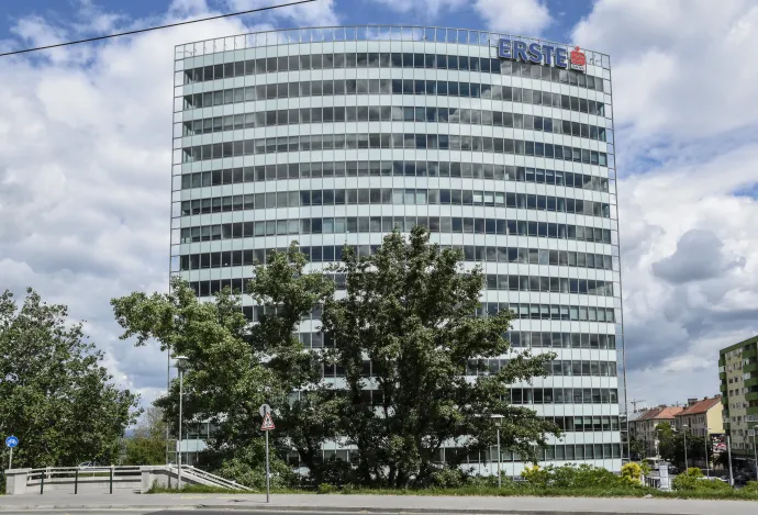 Az Europe Tower irodaház az Erste Group Immorent Kft. székháza a Budapesten – Fotó: Róka László / MTVA Bizományosi