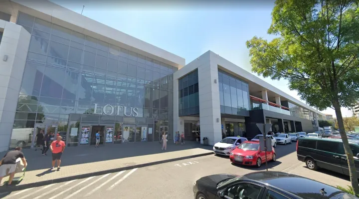 A nagyváradi Lotus Center – Fotó: Google Street View