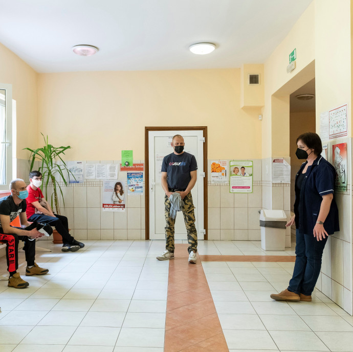 Még a járvány alatt is csökkent az egészségükkel elégedetlen magyarok aránya