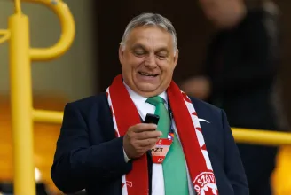 Fact-check: Orbán 15 és Kövér 21 éves telefonja tényleg egy feltörhetetlen nemzetbiztonsági álom?