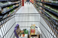 Érdemes odafigyelni, mert 50-100 százalékos különbséget is találtunk a karácsonyi menü hozzávalóinak árában