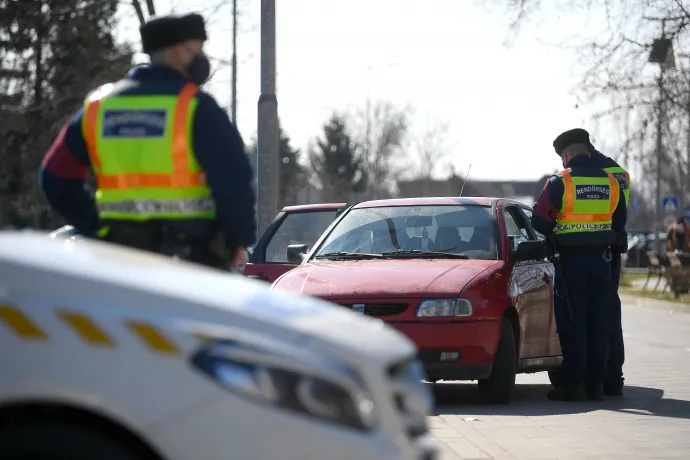 Drágul a vármegyei autópálya-matrica, de már nem kell magunknál tartani a jogosítványt