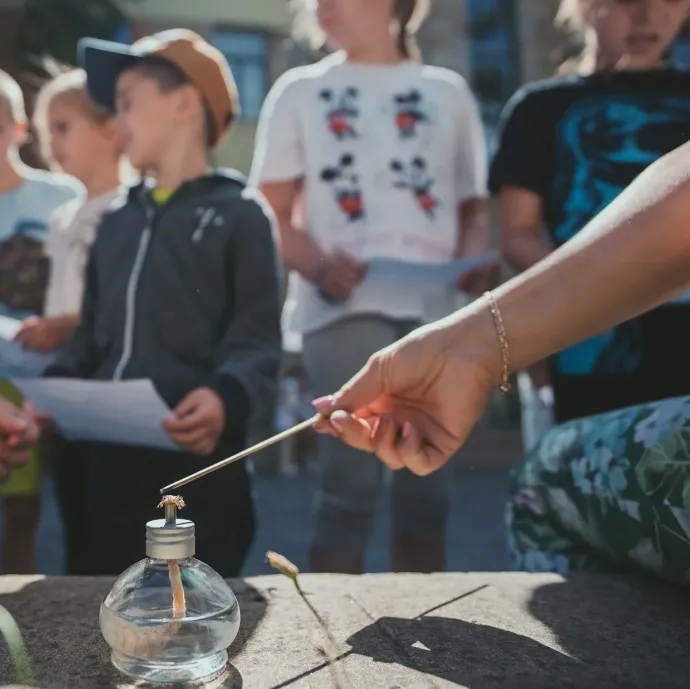 „Én még többet is profitálok, mint a mentoráltjaim” – így segíthetik diákmentorok is a tehetséggondozást