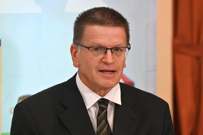 Ahol kétnaponta nincs három szülés, ott nonszensz fenntartani egy osztályt, mondta a Kórházszövetség elnöke