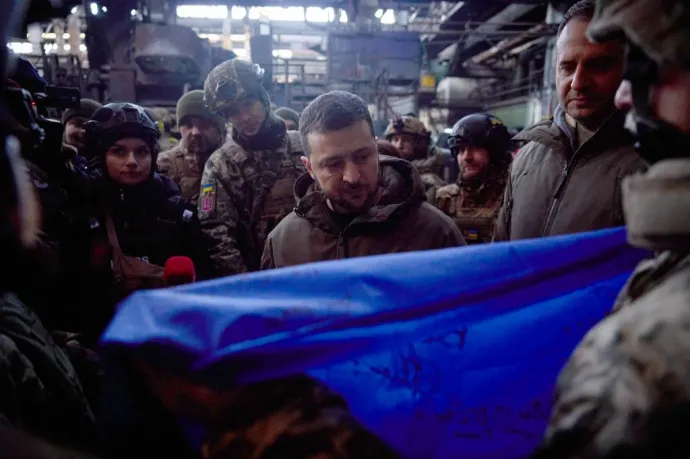Zelenszkij tanácsadója szerint az ukrán elnök amerikai látogatása „rendkívül jelentős”, a Kreml szerint semmi jó nem fog kisülni belőle