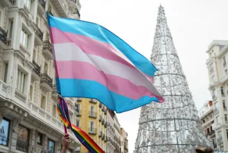 Új „transztörvényt” fogadtak el a spanyol képviselők: 16 éves kortól egy kérvénnyel módosítható lesz a nem a hivatalos okmányokban