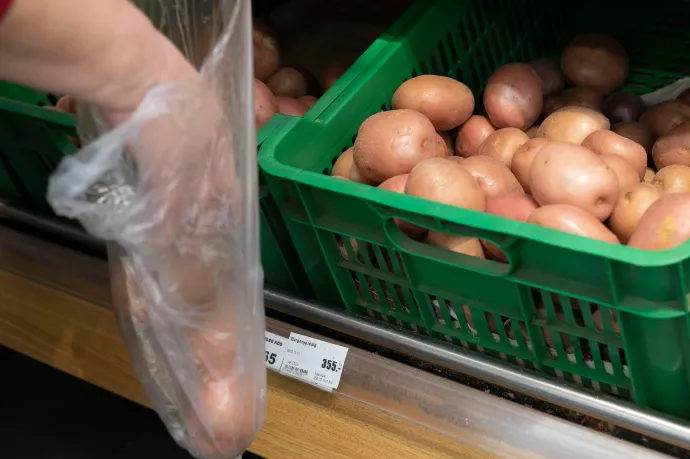 Elszálló élelmiszerárak – több mint húsz százalékkal nőtt a bolti lopások száma