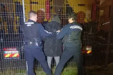 Fákat gyújtott fel karácsony alkalmából egy férfi, polgárőrök fogták el