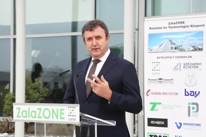 Havi 900 ezer forintot kereshet Palkovics László a Rába felügyelőbizottsági elnökeként