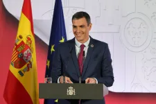 Túl soknak tartja a 6,8 százalék inflációt, 10 milliárd eurót ad az embereknek a spanyol kormány