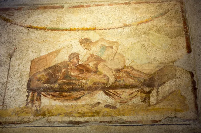 Erotikus falfestmény egy pompeji bordély falán – Fotó: Wolfgang Kaehler / Getty Images