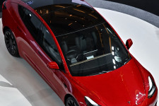 Hiába esett óriásit a Tesla a tőzsdén, Musk szerint aggodalomra nincs ok