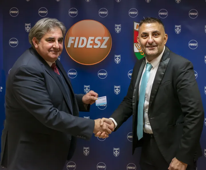 Fotó. Fidesz Iroda – Balassagyarmat