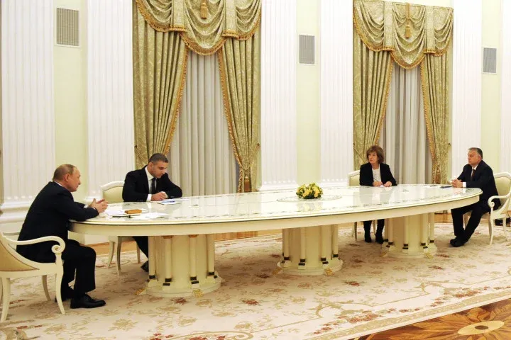 The meeting between Orbán and Putin on 1 February, 2022 in Moscow – Photo: Kreml/MTI