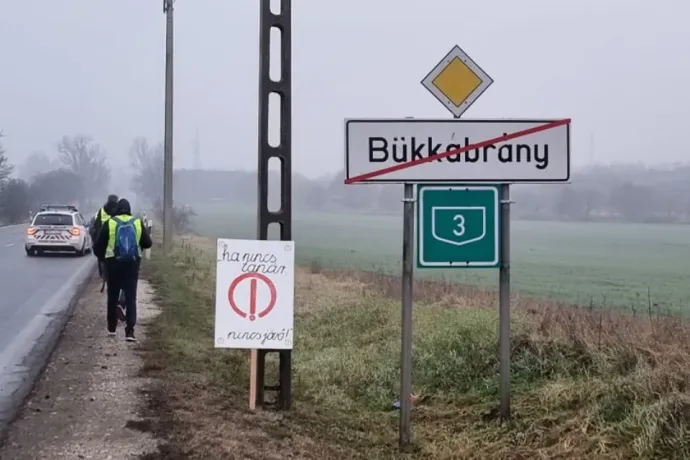 Kedden is folytatják a gyaloglást a pedagógusok az oktatásért