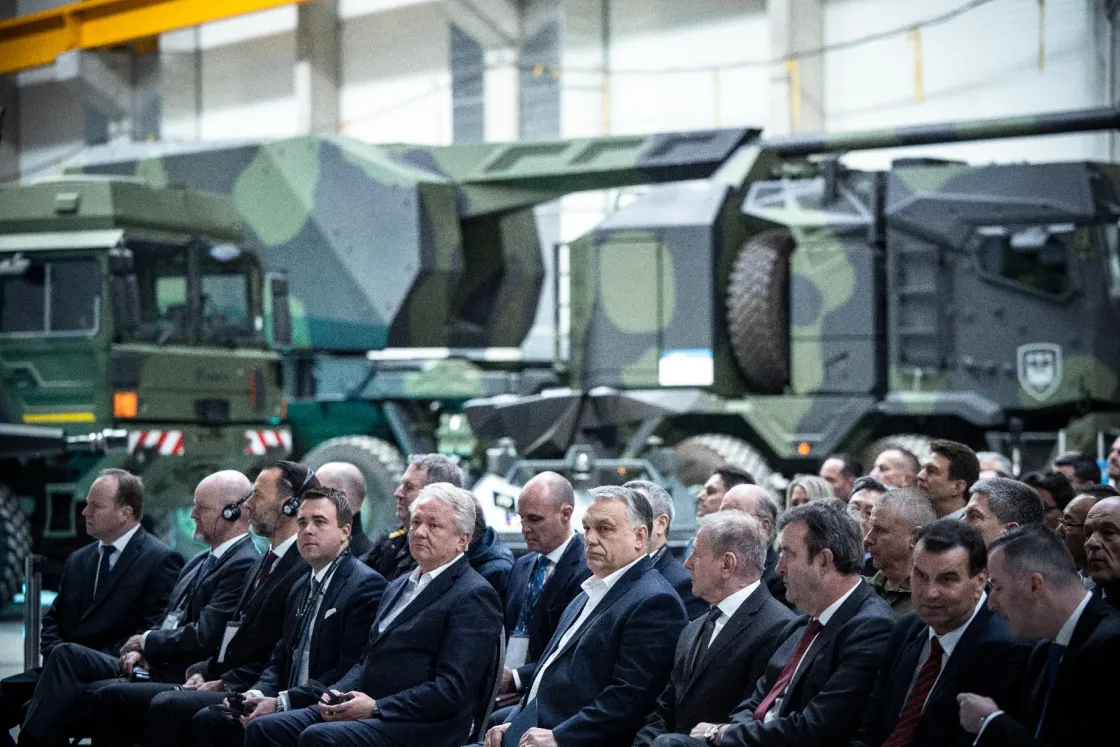 Külföldre is gyártanak majd fegyvert a hat új magyar hadiüzemben, ha bejön Orbánék terve