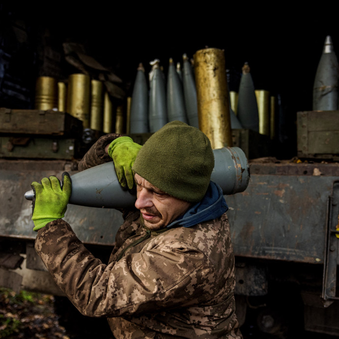 Kinek a lőszere fogy el hamarabb Ukrajnában?