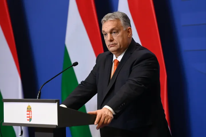 Rómából Ljubljanába repült Orbán Viktor és a honvédség gépe