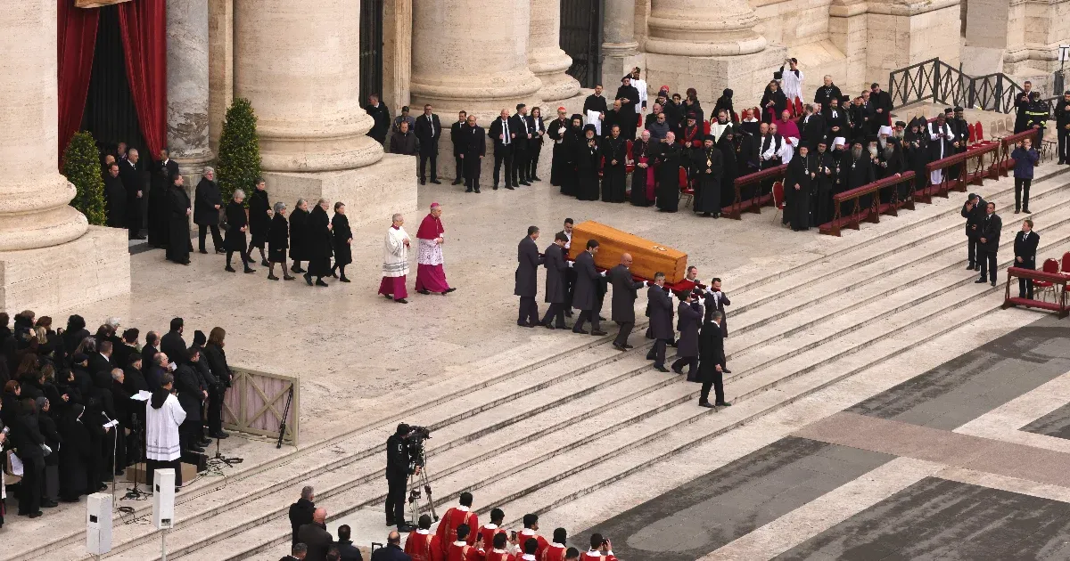 Eltemették XVI. Benedek emeritus pápát