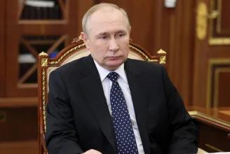 Putyin egyoldalú fegyverszünetet hirdetett az ortodox karácsony idejére, az ukránok szerint ez képmutatás