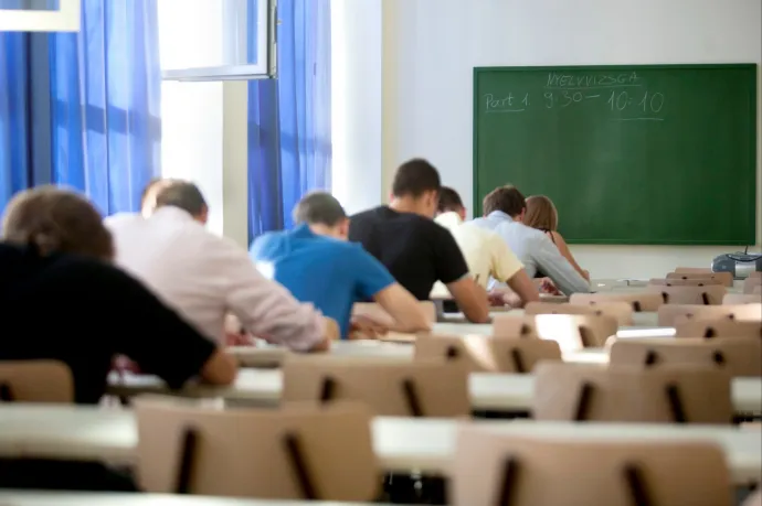 Több nyelvvizsga díja emelkedett