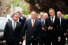 <em>Orbán</em> kijelölte a magyar középhatalmiság útját, ami zsibbasztó közhelyekkel van kikövezve