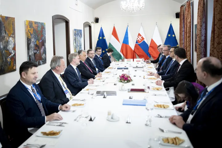 A visegrádi országok miniszterelnökeinek kassai csúcstalálkozóján 2022. november 24-én – Fotó: Fischer Zoltán / Miniszterelnöki Sajtóiroda / MTI
