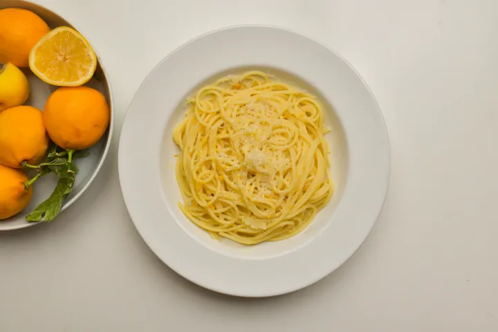 Citrom, vaj, sajt, tészta – Fotó: Ács Bori / Telex