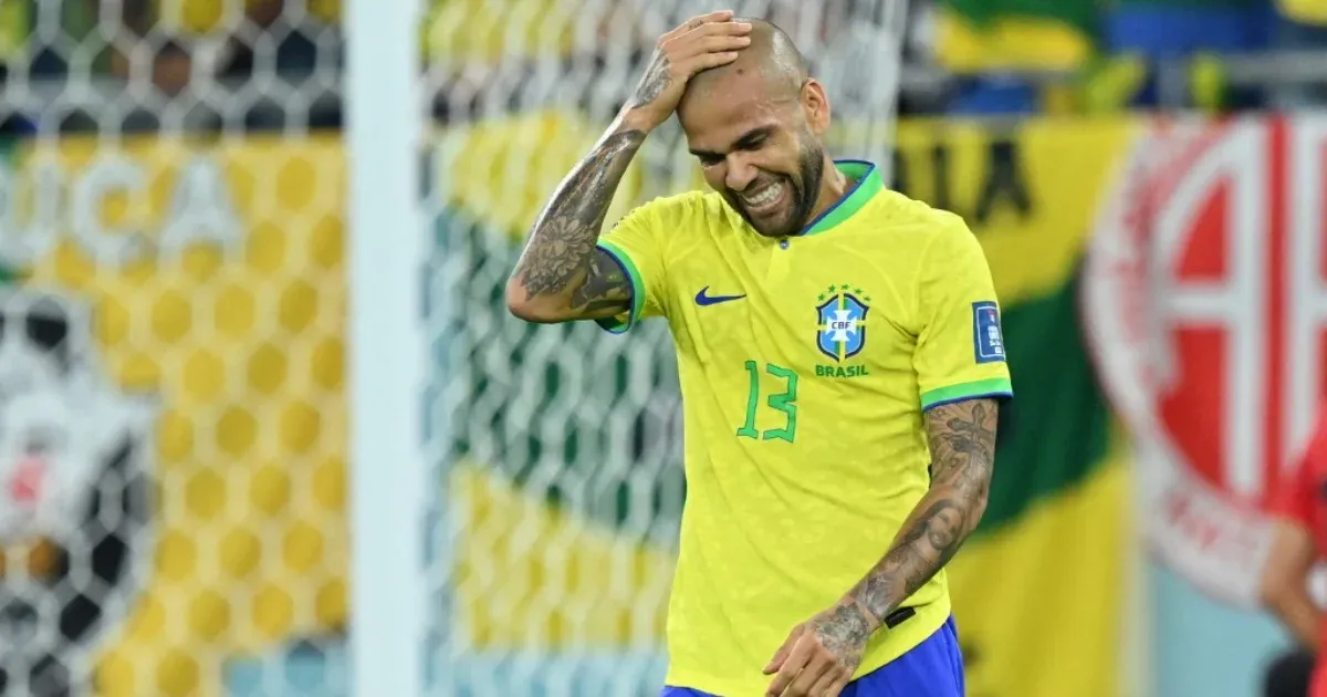 Szexuális zaklatás miatt nyomoznak Dani Alves ellen Spanyolországban