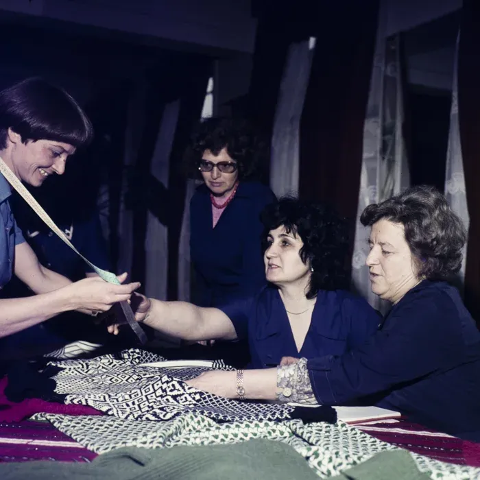 Brassói kötöttárugyár, 1981 – Fotó: Dolgozó Nő / Minerva Fotóarchívum