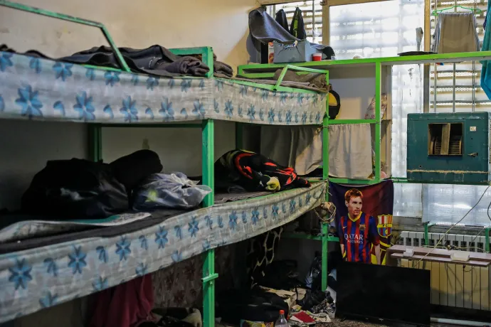 Brutális kínzásokról, korbácsolásról, börtönbeli szexuális zaklatásról ír az iráni aktivista