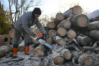 Februártól osztják ki az „energiakártyákat” a rászorulóknak