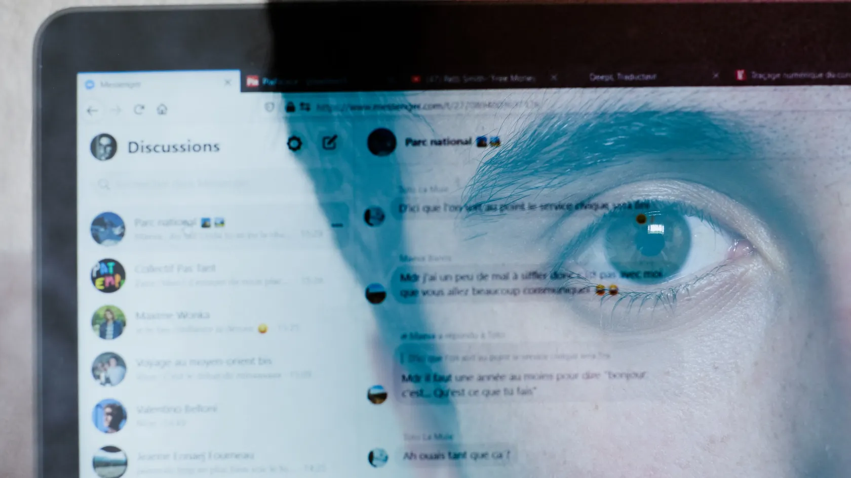 A Meta beperel egy prediktív nyomozással foglalkozó céget, amely kamu profilokkal kémkedett 600 ezer felhasználó után