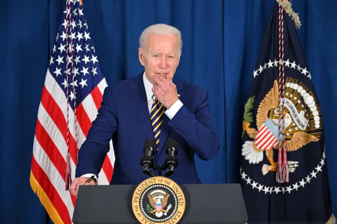 Biden népszerűsége megindult felfelé, aztán találtak nála két tucat titkosított dokumentumot